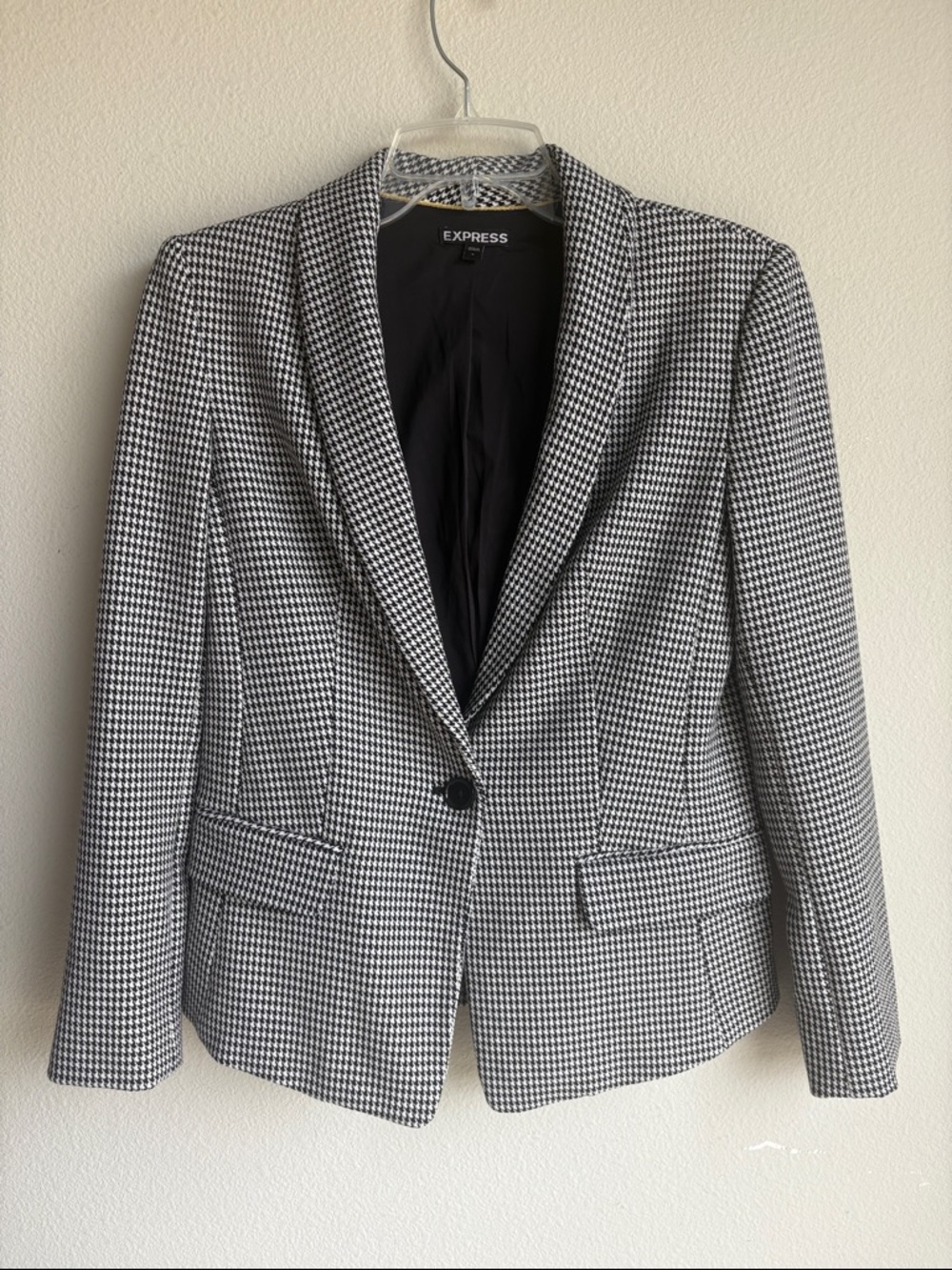 Express Black and White Houndstooth Single-Button Blazer - Picture 6 of 6